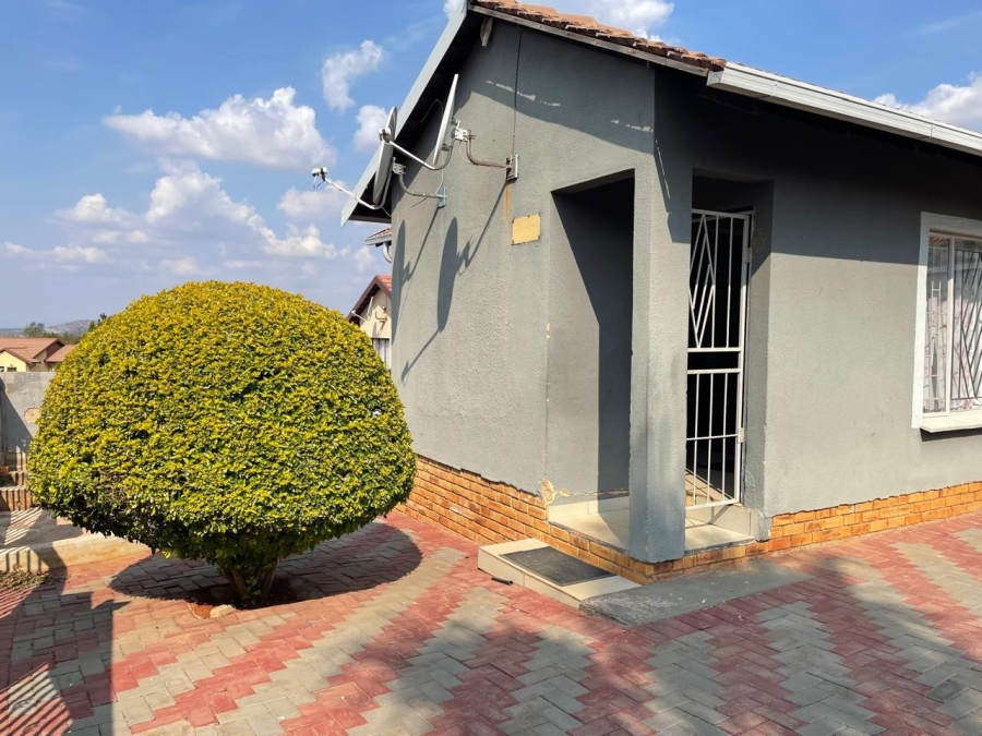 3 Bedroom Property for Sale in Tlhabane West North West